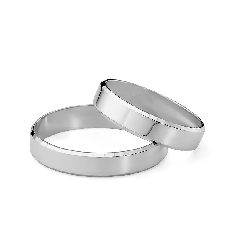 Classic Gold Wedding Bands Rings with Diamond-cut Edges 4mm