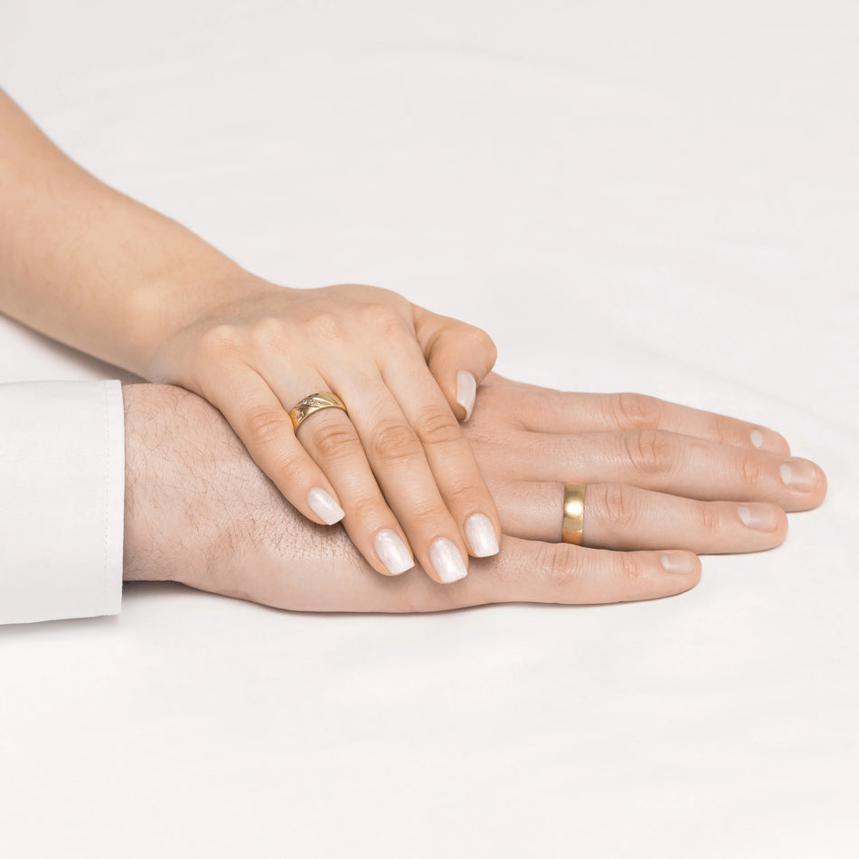 Gold Wedding Bands Rings with Zirconia Polished 6mm