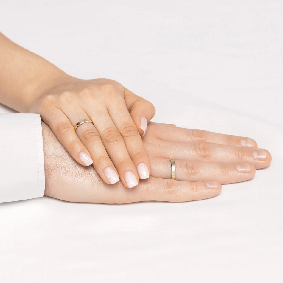 Classic Flat Beveled Single Gold Wedding Band Ring 2mm