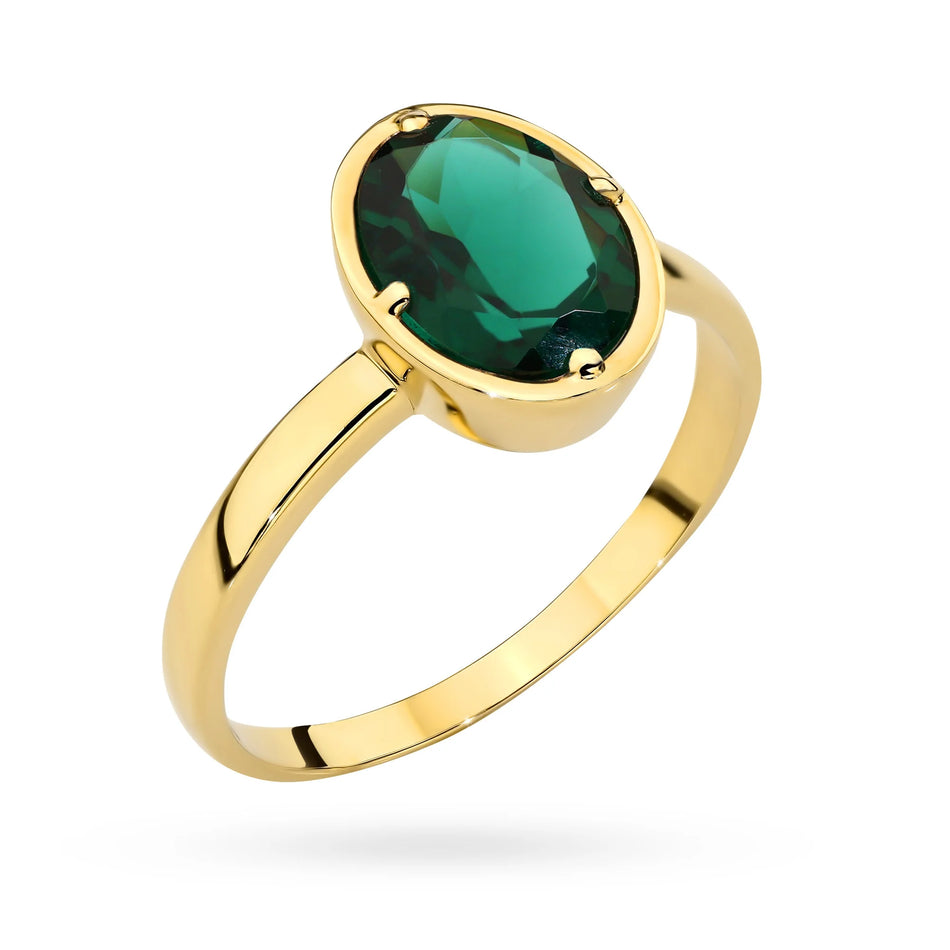 Gold ring with oval green quartz stone