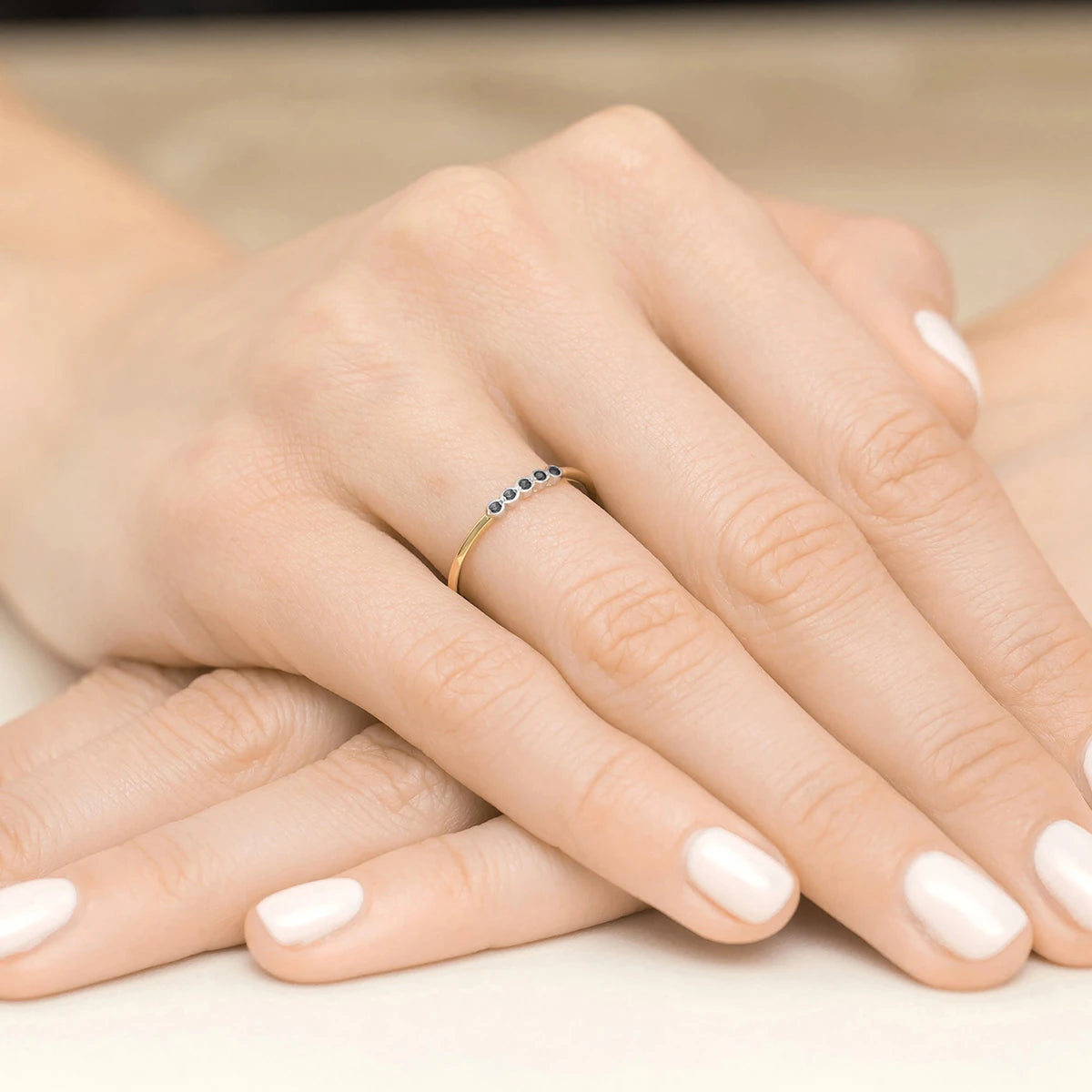 8k-gold-ring-with-black-zirconia-w0638-z6-zib-01