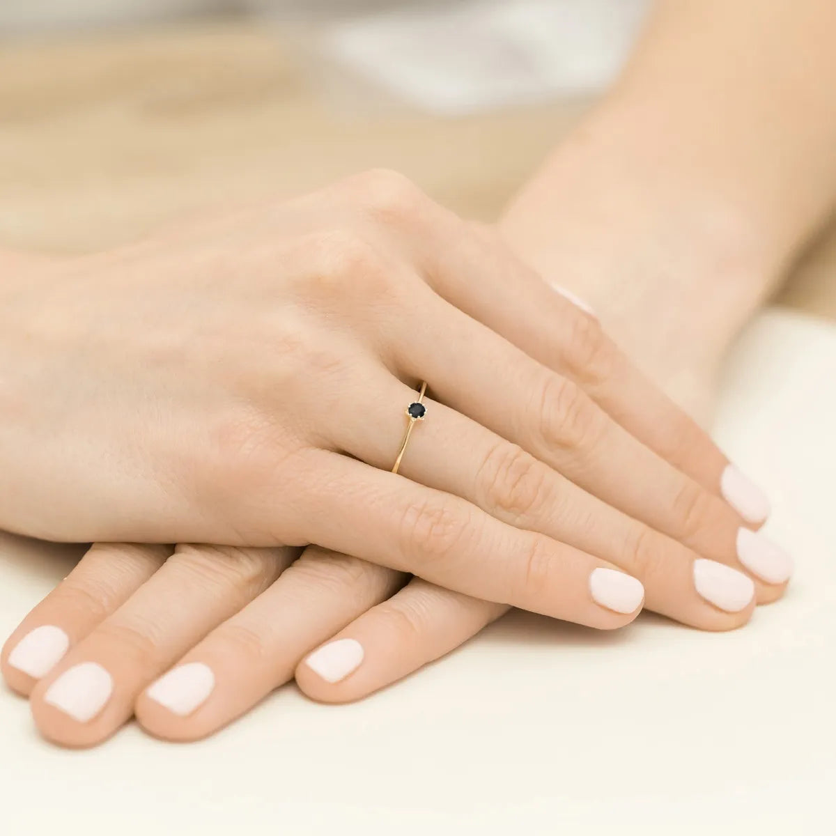 gold-ring-with-0-12ct-black-diamond-p040-585-cb0-12