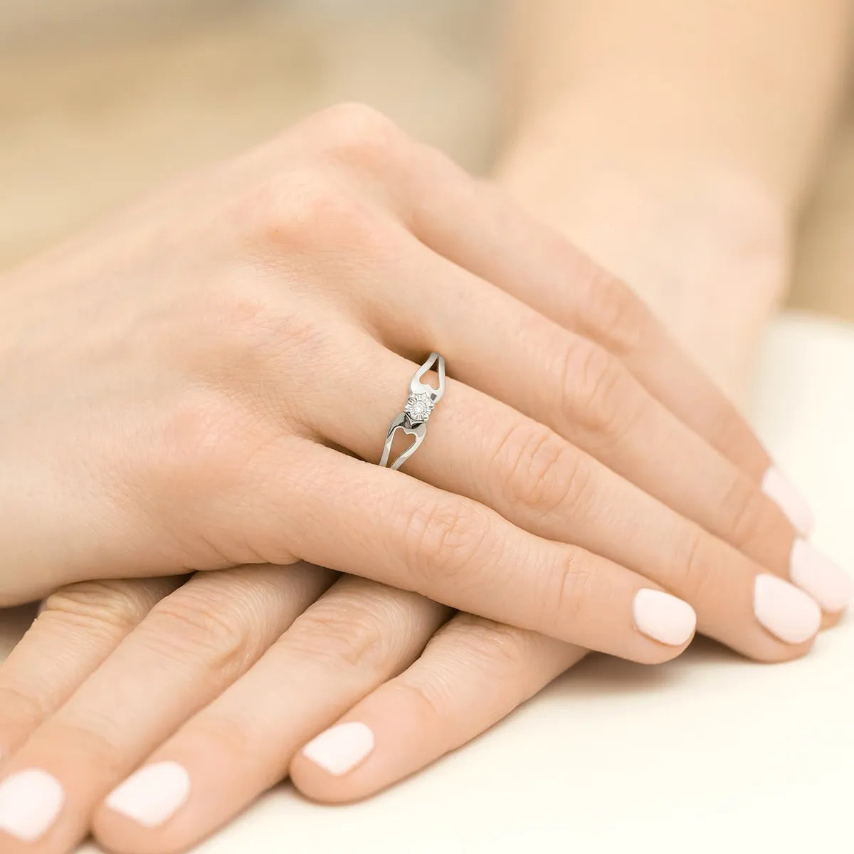 goldring-mit-0-03ct-diamant-p056-585-b0-03