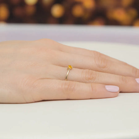 gold-ring-with-0-10ct-citrin-p129-585-c0-10