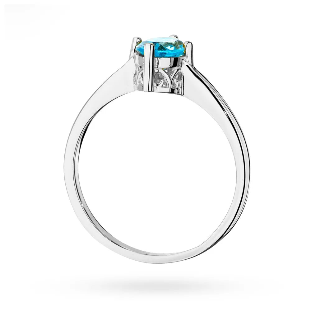 gold-ring-with-0-90ct-topaz-p148-585-t0-90