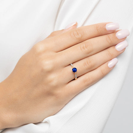 8k-gold-ring-with-dark-blue-zirconia-p167-333-g