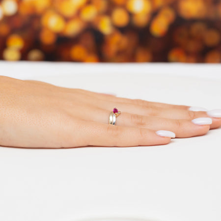 14k-gold-ring-with-red-zirconia-p170-585-c