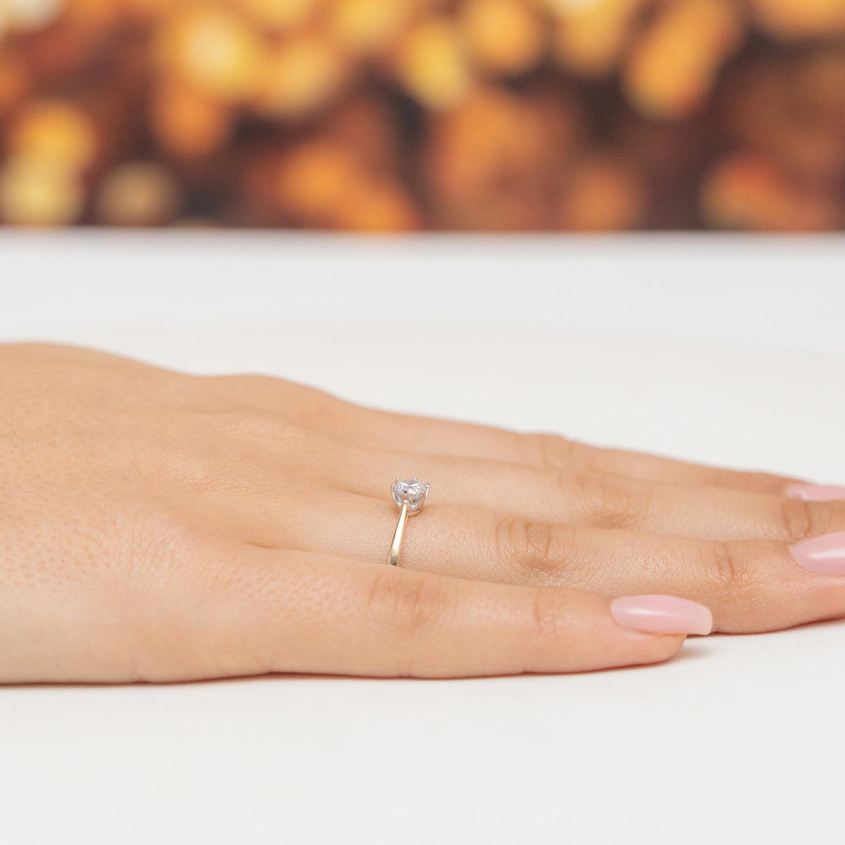 8k-gold-ring-with-zirconia-p172-333-b