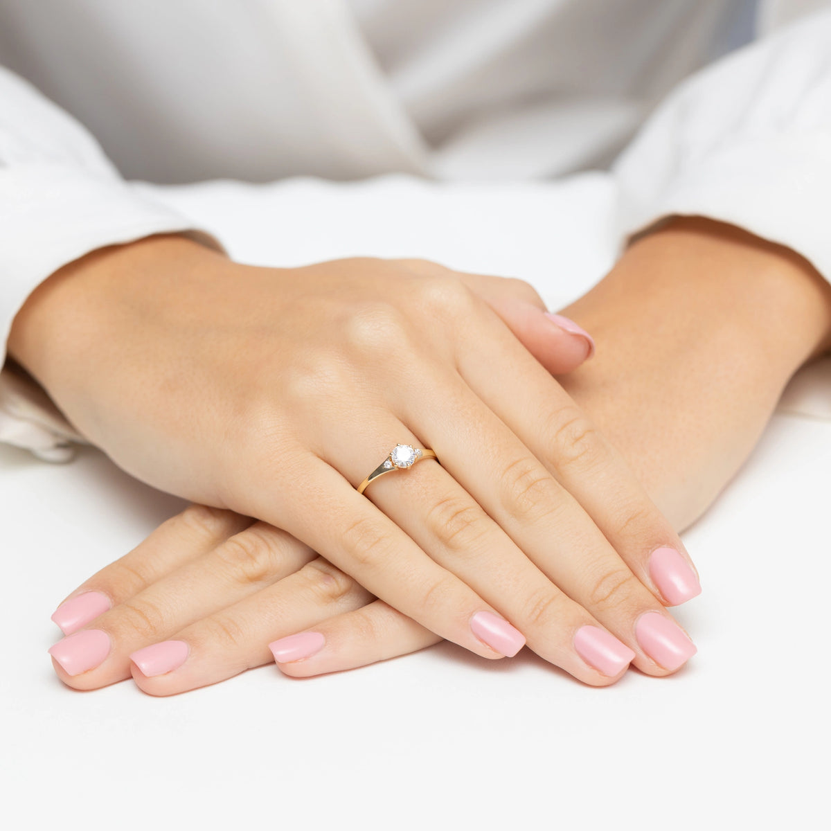 14k-gold-ring-with-zirconia-p177-585-b