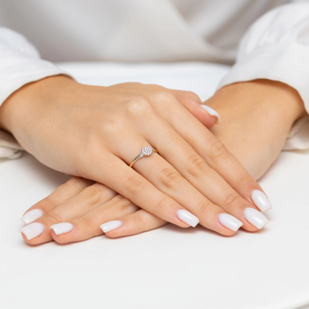 8k-gold-ring-with-zirconia-flower-p186-333-b