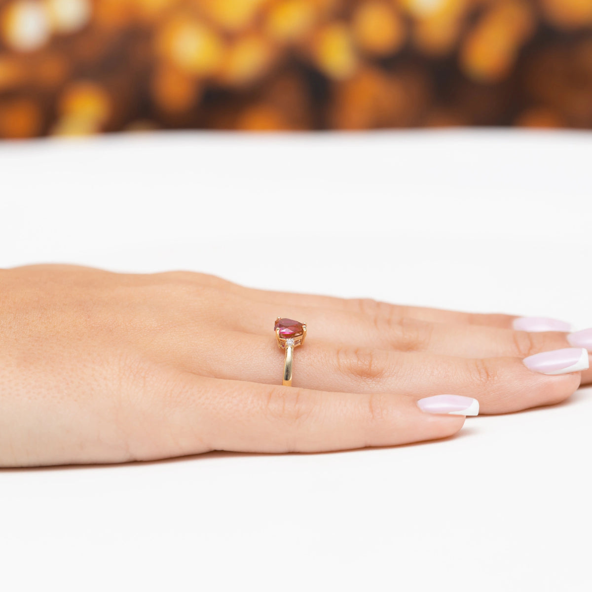 8k-gold-ring-with-red-zirconia-p193-333-c