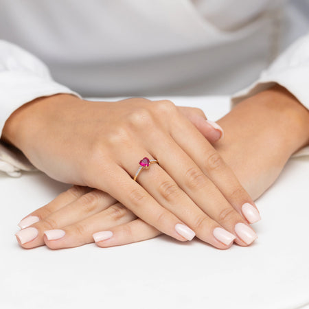 8k-gold-ring-with-red-zirconia-p194-333-c