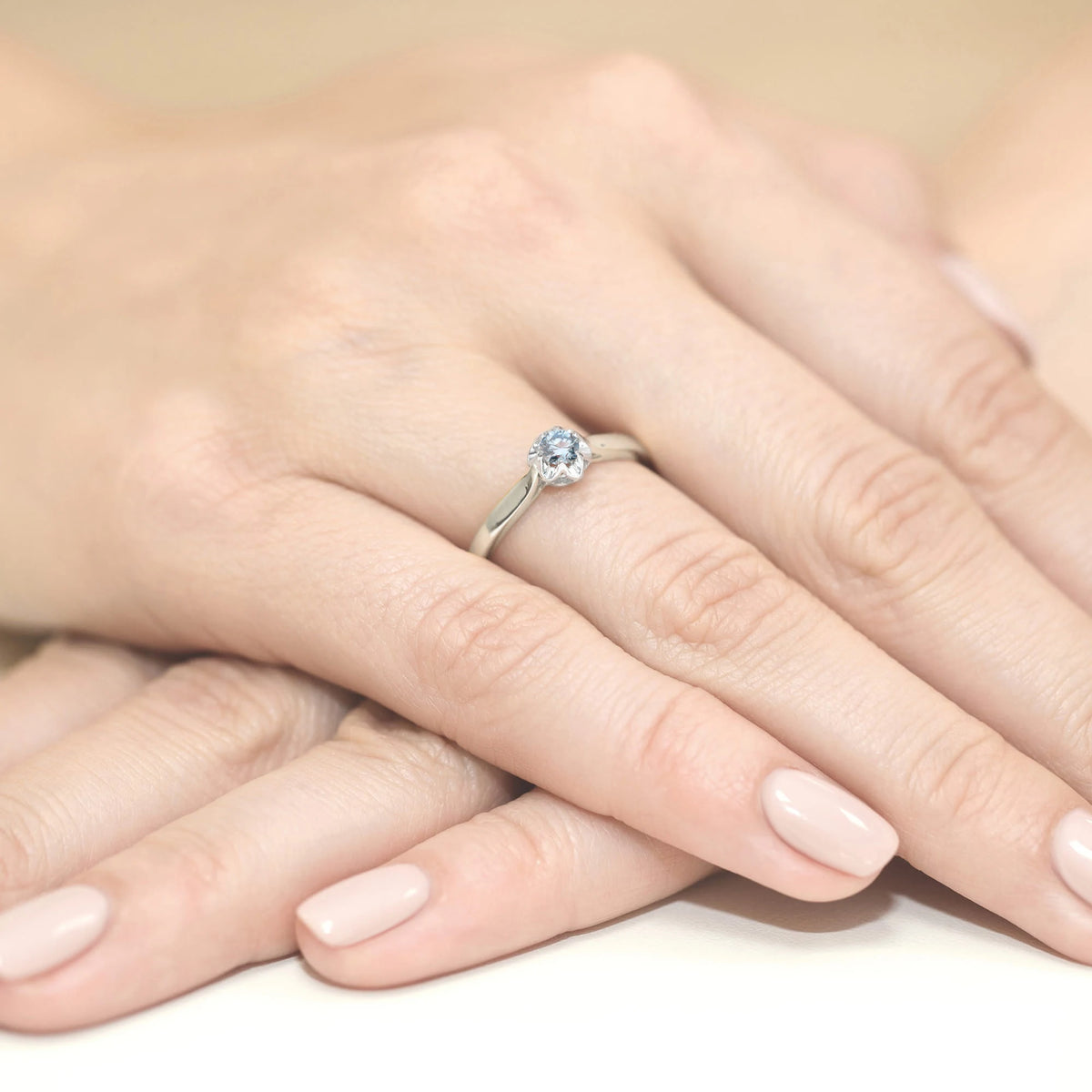 White Gold engagement ring with Round 0.15 ct Lab-grown Diamond - GREMARI fine jewelry