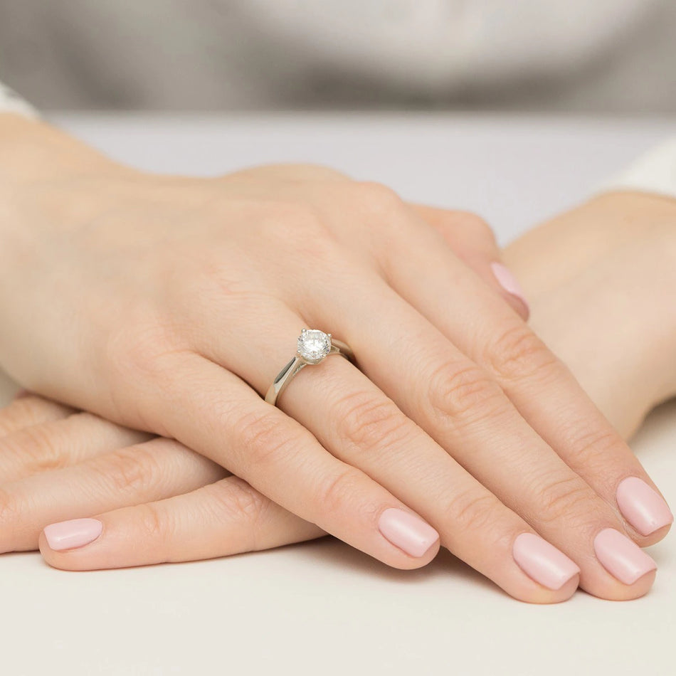 White Gold Ring with Round 1,00ct Lab-grown Diamond