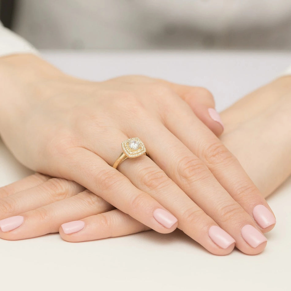 Ring aus Gelbgold mit Labordiamant 0,70 ct Round/Brilliant und 56 × 0,005 ct Labordiamanten