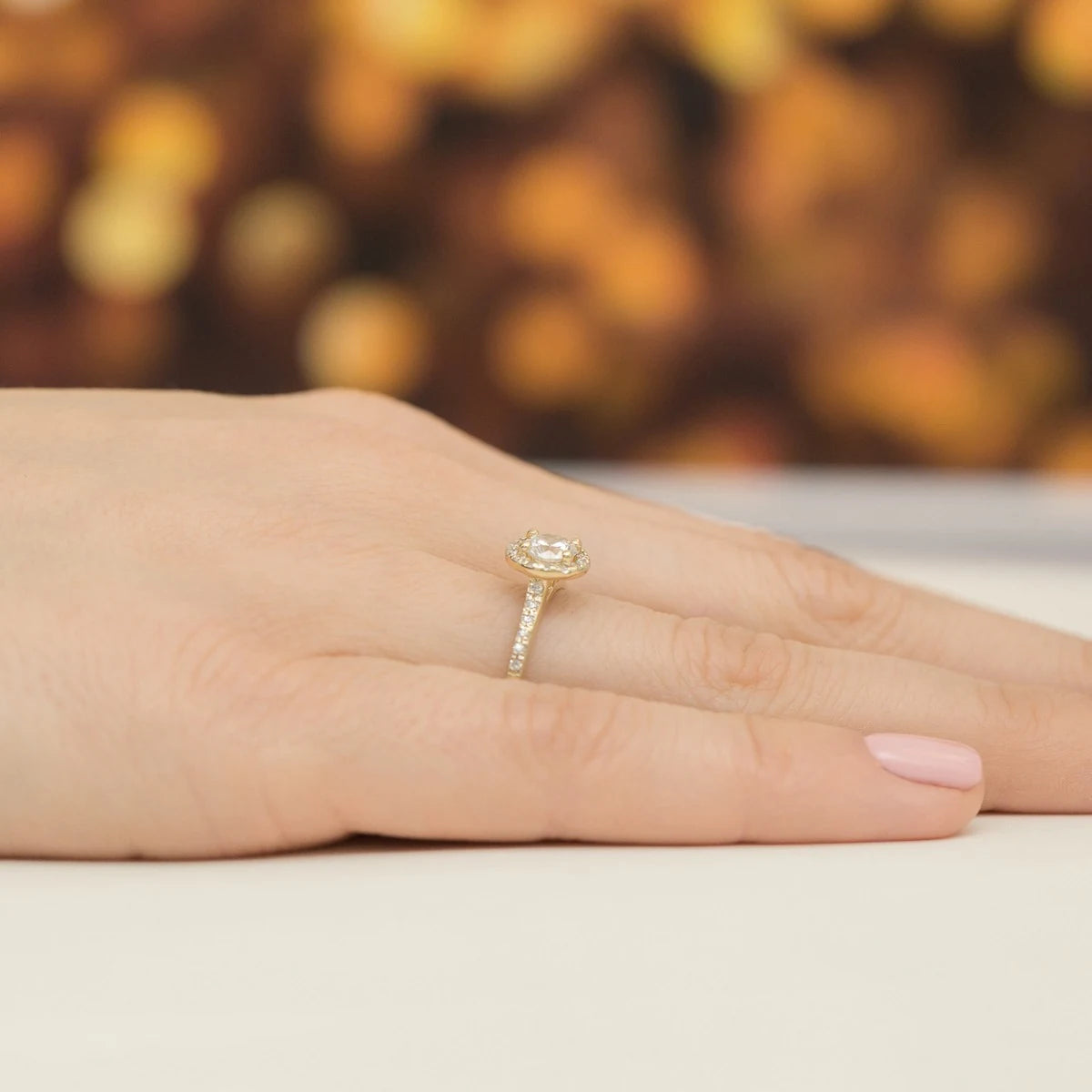 GREMARI 14K (585) Yellow Gold engagement ring with Round 0.50 ct Central and 0.241 ct Sideline Lab-grown Diamonds