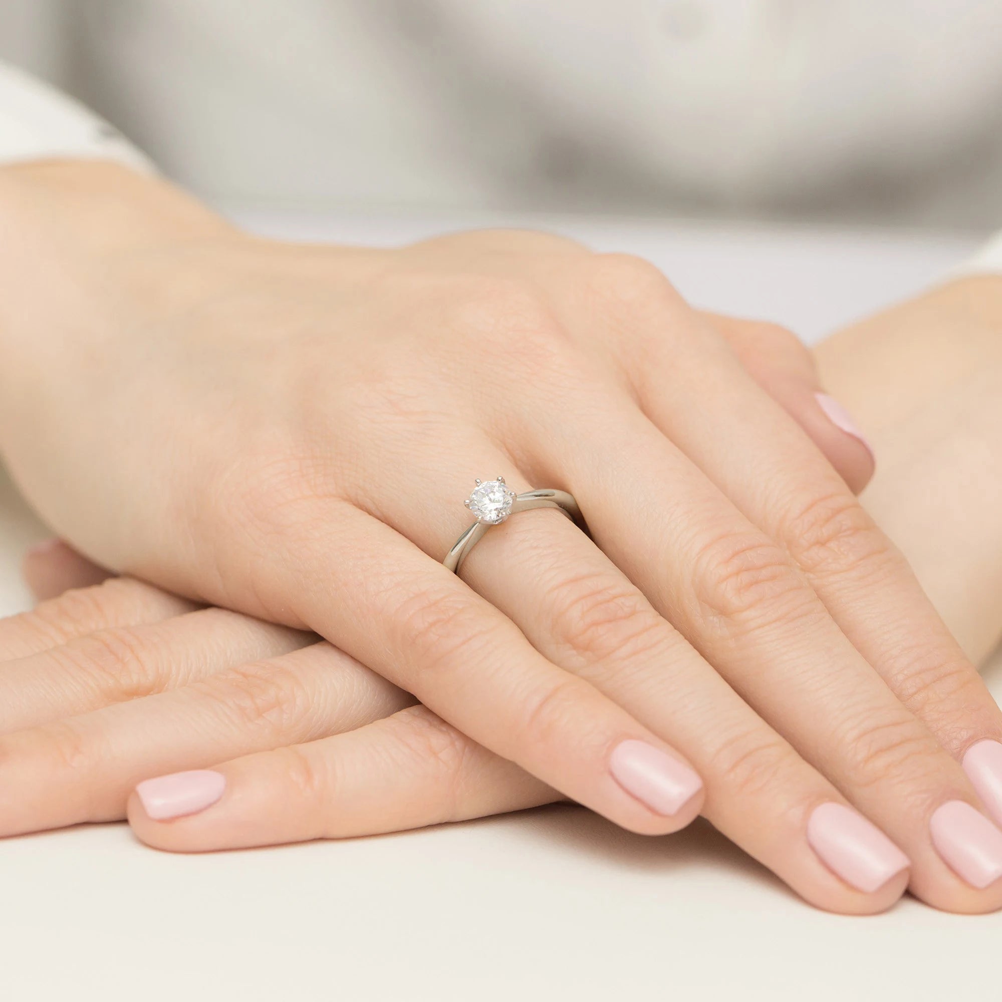 White Gold engagement ring with Round 0.70 ct Lab-grown Diamond - GREMARI fine jewelry
