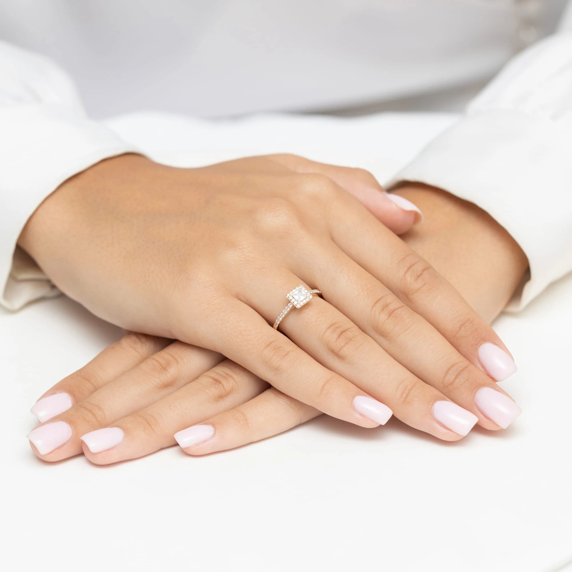 Yellow Gold engagement ring with Princess 0.30 ct Central and 0.20 ct Sideline Lab-grown Diamonds - GREMARI fine jewelry
