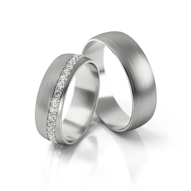 Minimalistische Weißgold Eheringe mit Zirkonia 6mm