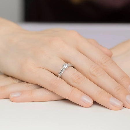 silver-ring-with-zirconia-up006-925-s