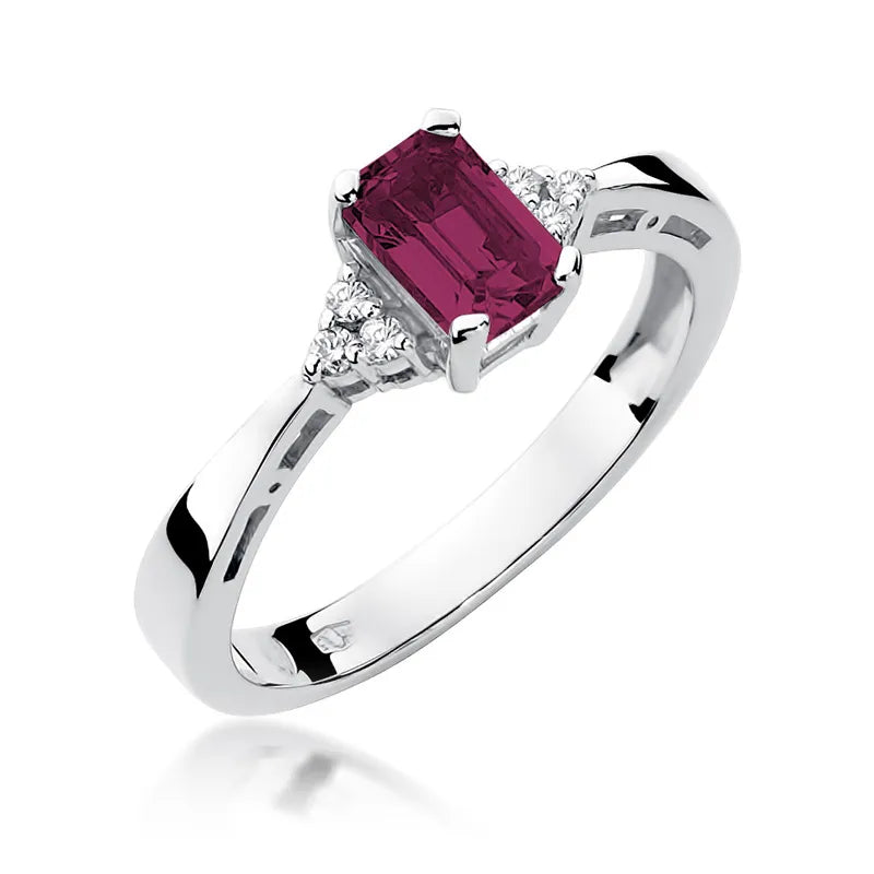 gold-ring-with-0-80ct-ruby-and-diamonds-w0002-rur-01