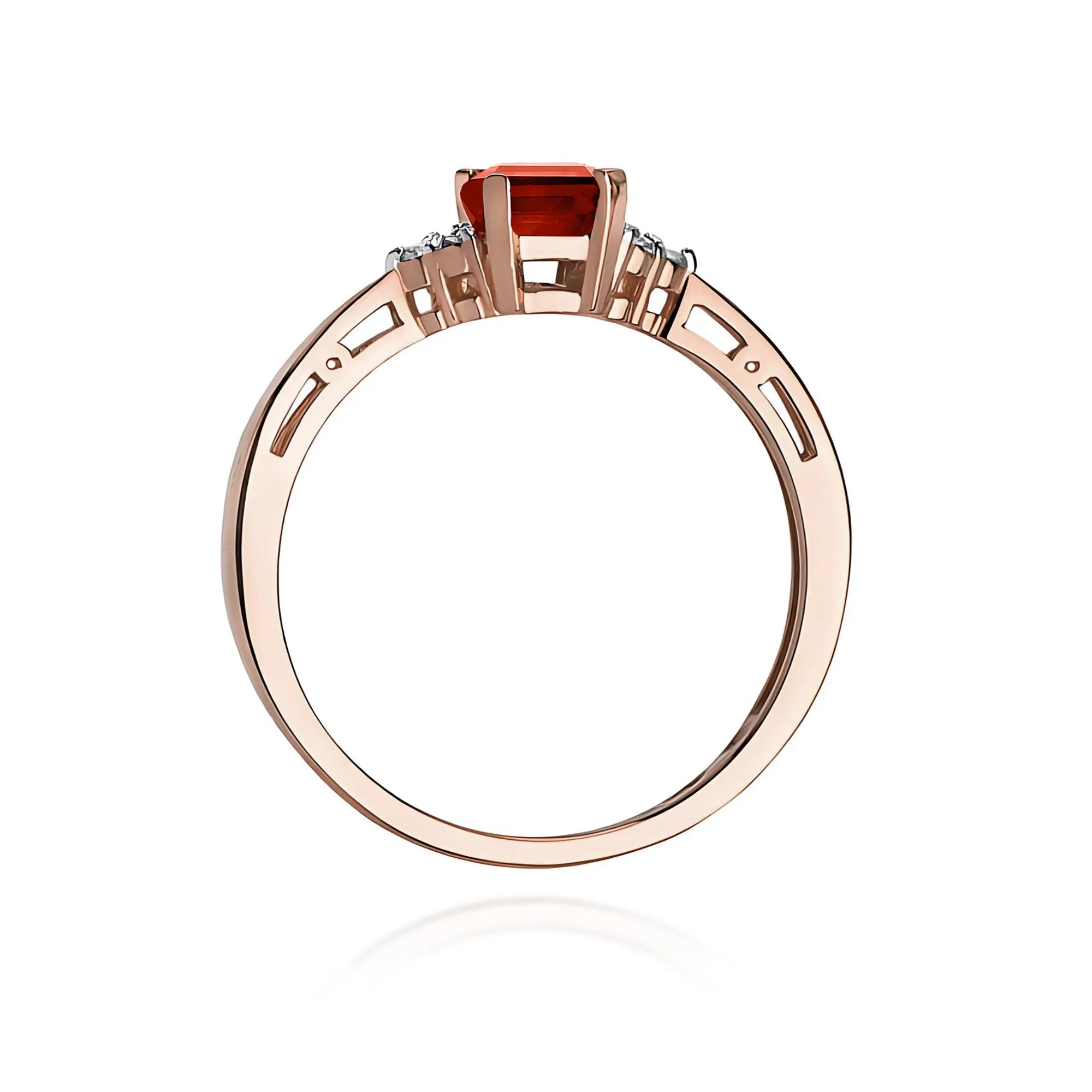 gold-ring-with-0-65ct-topaz-and-diamonds-copy