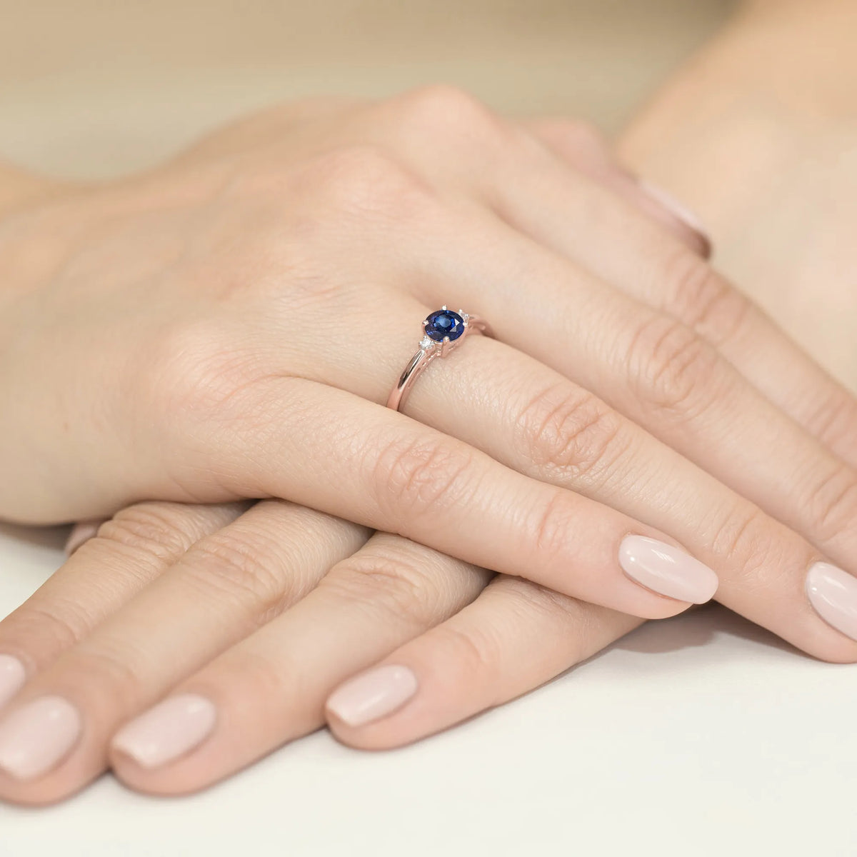 gold-ring-with-0-50ct-sapphire-and-diamonds-w0010-sab-01