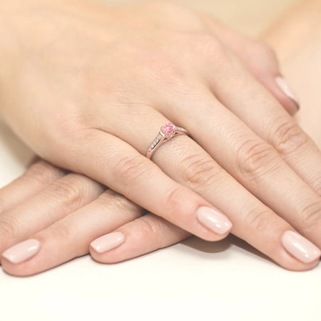 gold-ring-with-0-30ct-pink-topaz-and-0-103ct-diamonds-w0016-top-01
