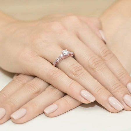 gold-ring-with-0-70ct-and-0-339ct-diamonds-w0023-diw-02