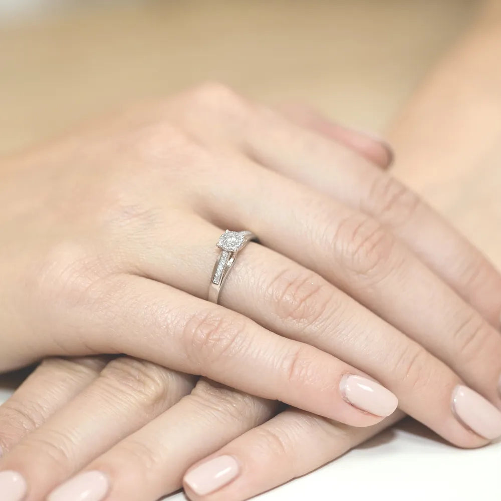 goldring-mit-0-04ct-und-0-09ct-diamanten-w0034-diw-01