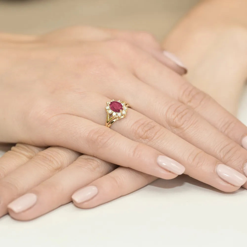 goldring-mit-1-00ct-rubin-und-0-30ct-diamanten-w0037-rur-01