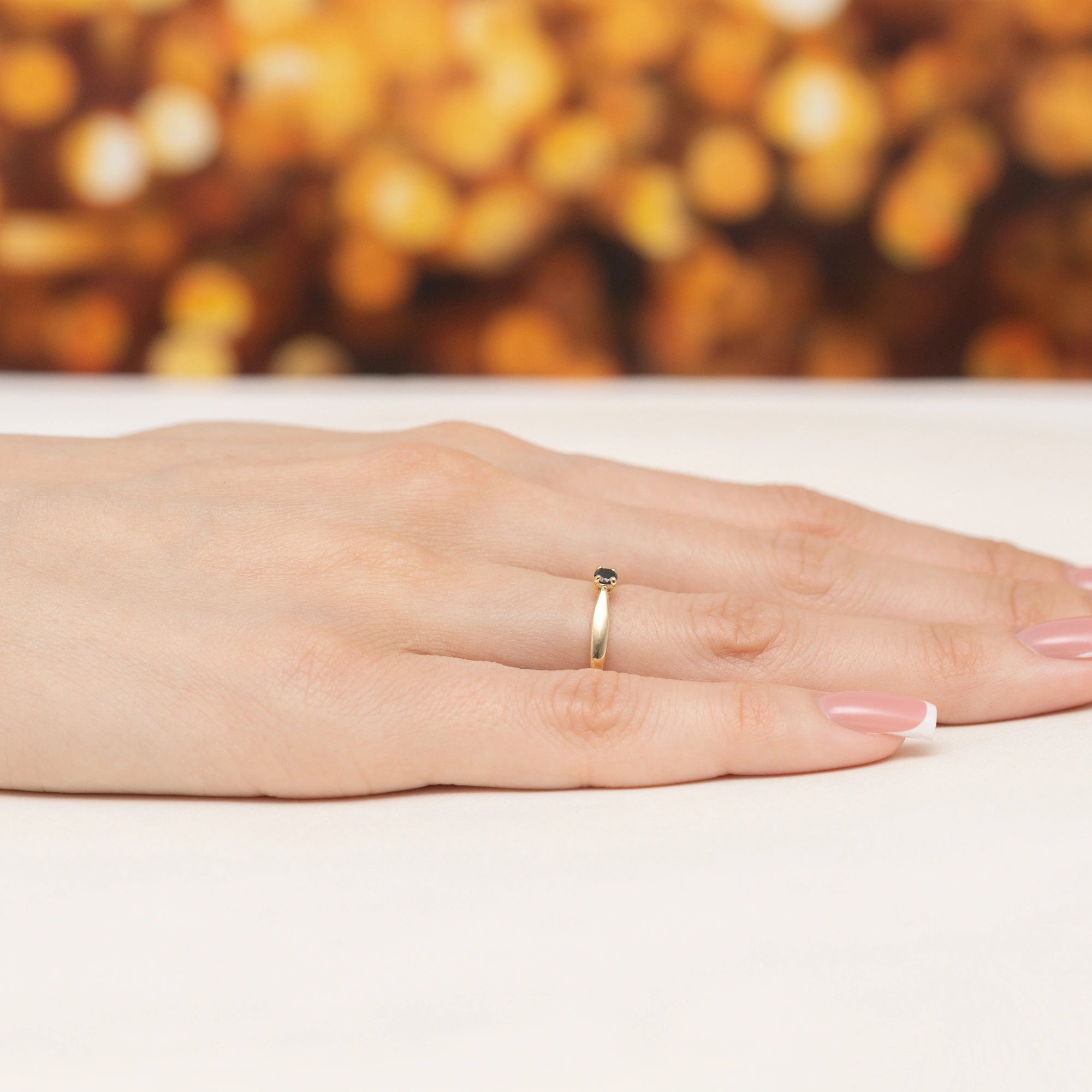8k-Goldring-mit-schwarzem-Zirkonia-w0045-z6-zib-01