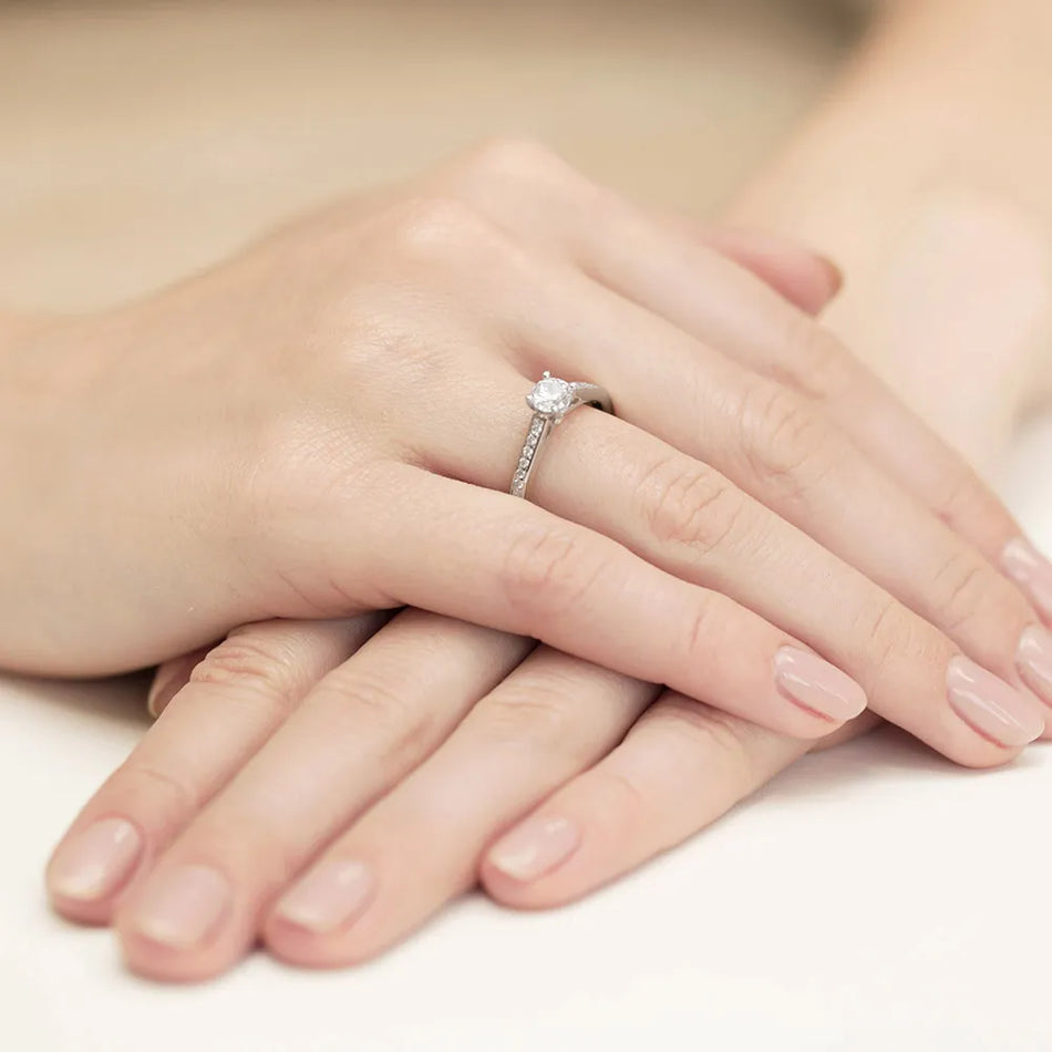 goldring-mit-0-50ct-und-0-12ct-diamanten-w0052-diw-02