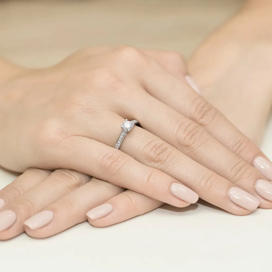 goldring-mit-0-30ct-und-0-06ct-labor-diamanten-w0052-ldw-01