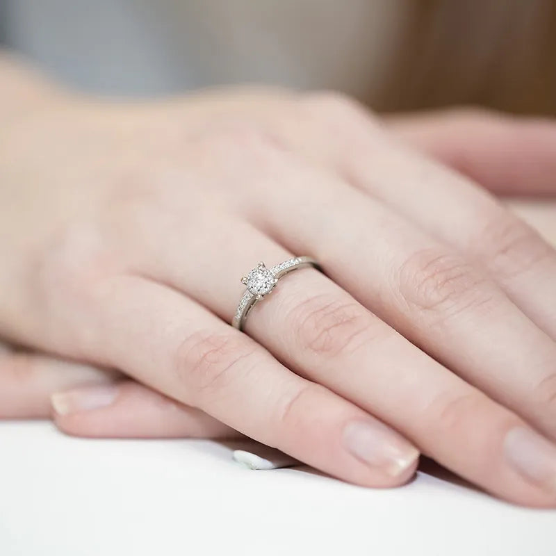 goldring-mit-0-04ct-und-0-08ct-diamanten-w0055-diw-01