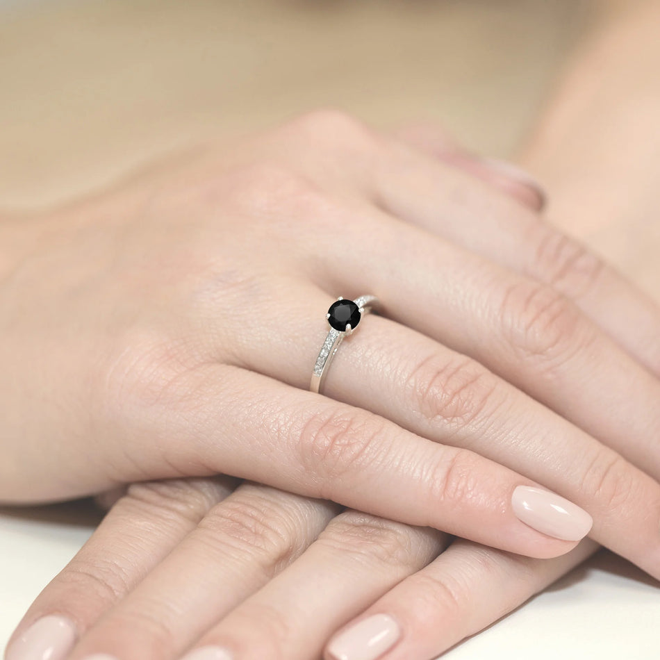 White Gold Ring with 0.50ct Black diamond and 0.05ct Diamonds