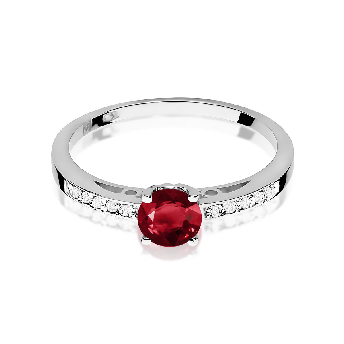 Ring aus Weißgold mit 0,60 ct Granat und 0,05 ct Diamanten