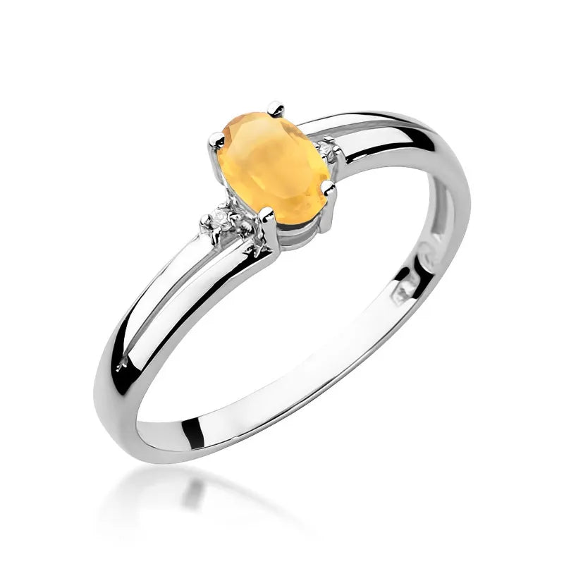 gold-ring-with-0-60ct-citrin-and-0-029ct-diamonds-w0068-ciy-01