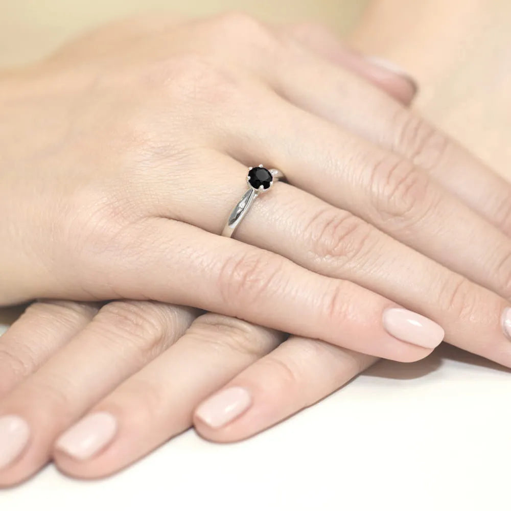 goldring-mit-0-50ct-schwarzem-diamant-und-0-01ct-diamanten-w0074-dib-01