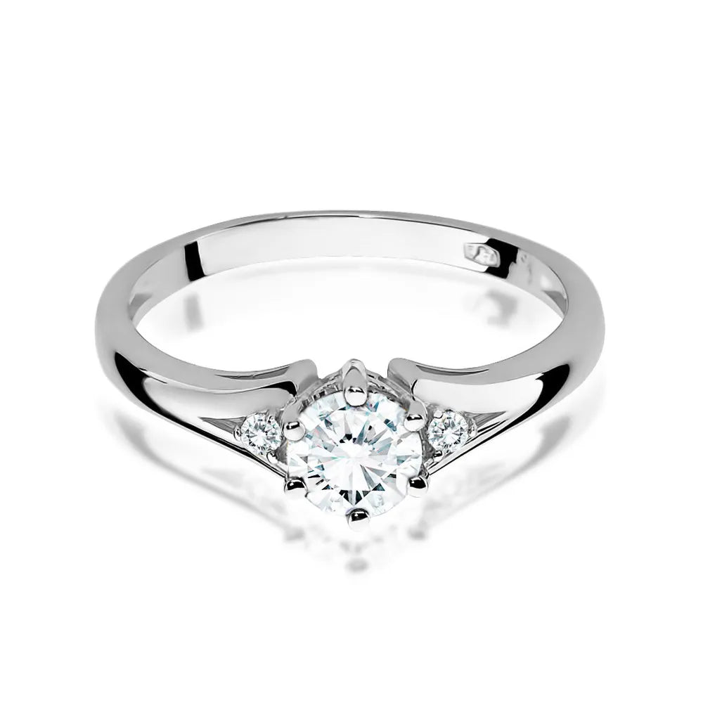 gold-ring-with-0-60ct-white-sapphire-and-diamonds-w0076-saw-01