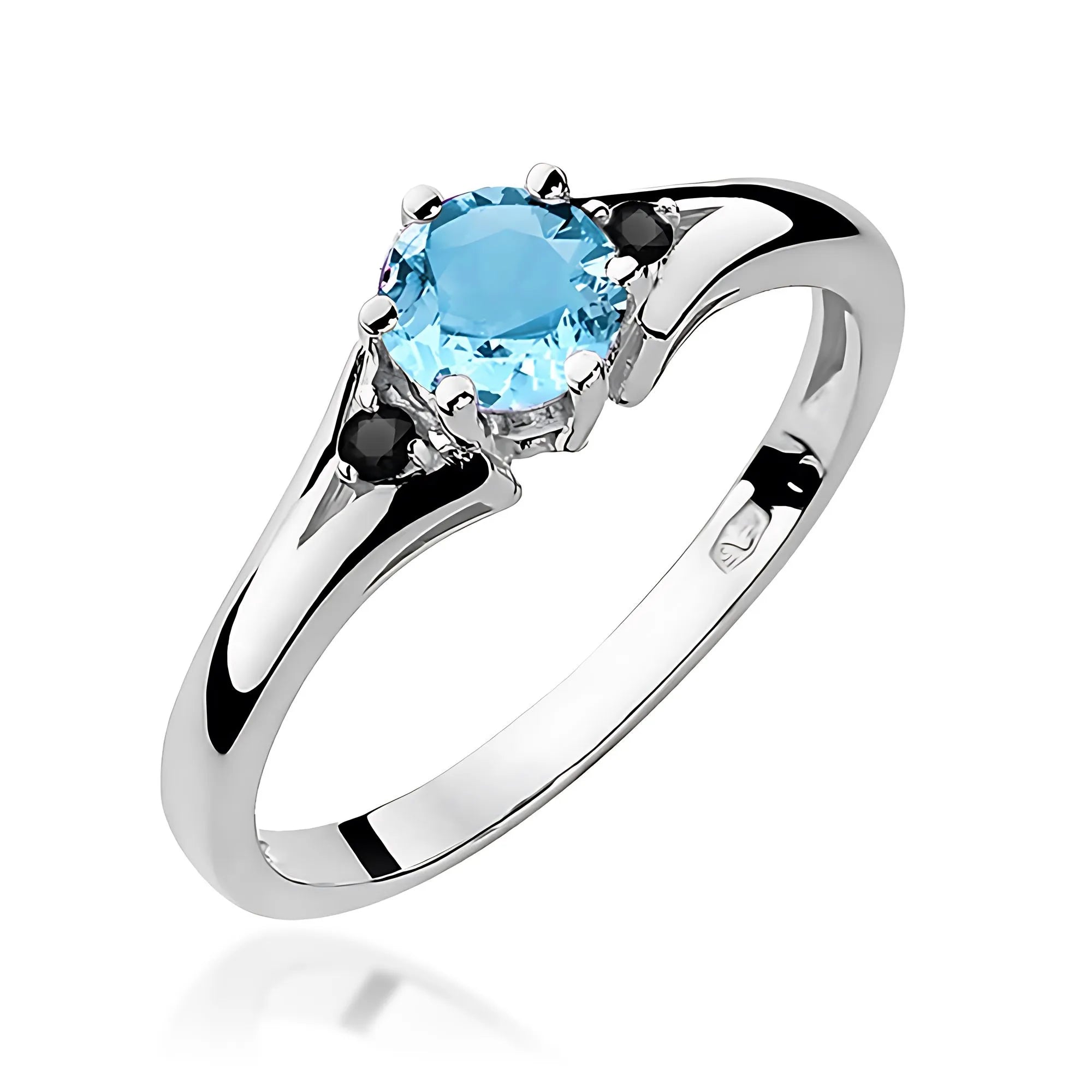 gold-ring-with-0-50ct-topaz-and-black-diamonds-w0076-tob-02