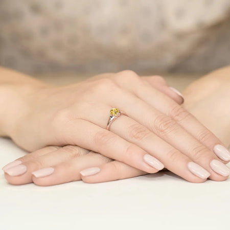 gold-ring-with-0-50ct-citrin-and-black-diamonds-w0076-ciy-02