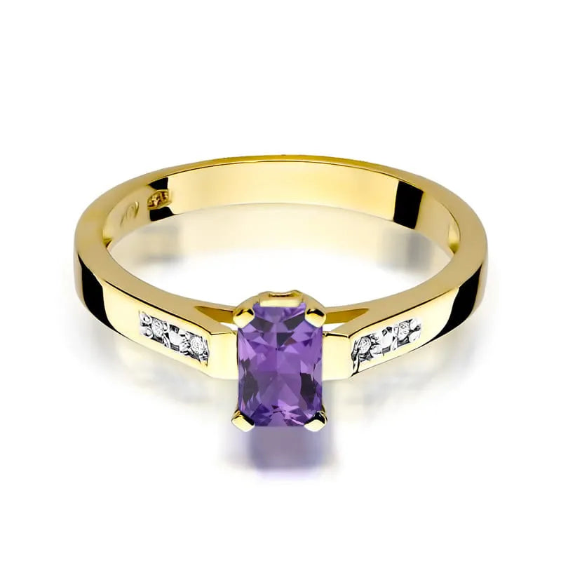 gold-ring-with-0-50ct-amethyst-and-0-04ct-diamonds-w0078-amv-01
