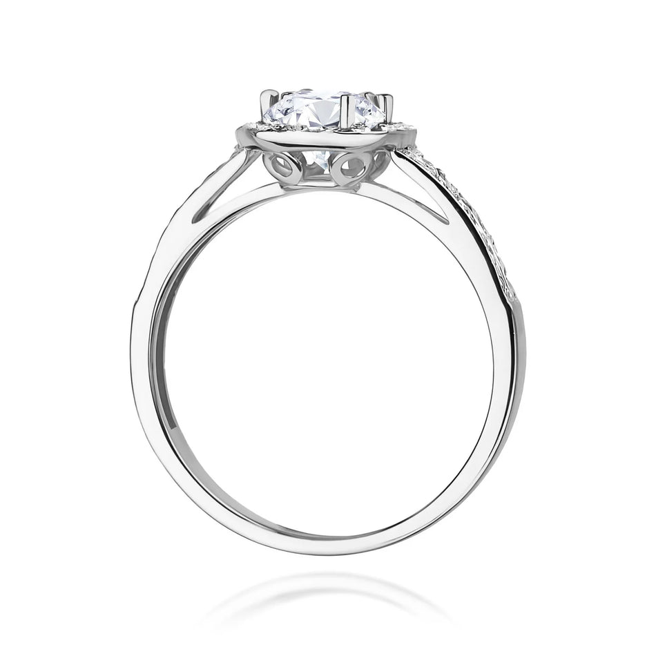 Ring aus Weißgold mit 0,60 ct weißem Saphir und 0,20 ct Diamanten
