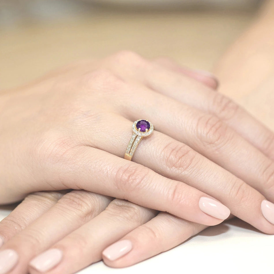Goldring mit 0,50 ct Amethyst und 0,20 ct Diamanten