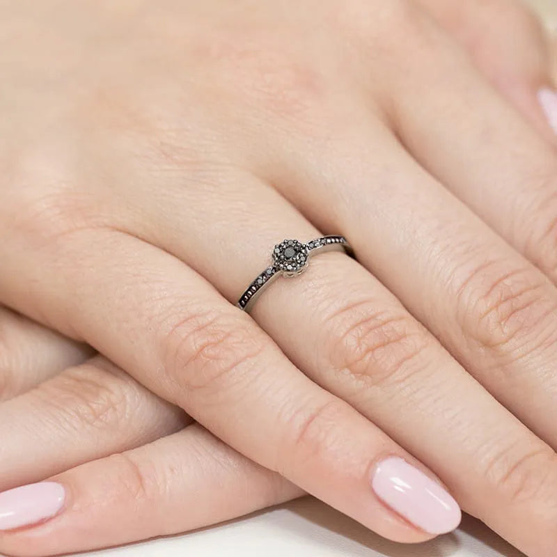goldring-mit-0-04ct-und-0-054ct-schwarzen-diamanten-w0091-dib-02