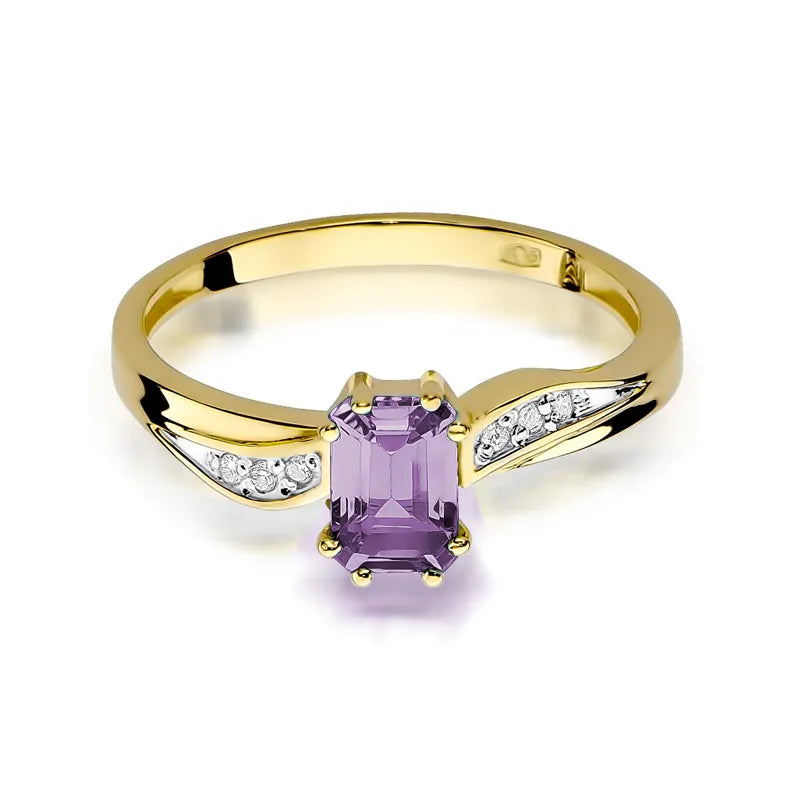 gold-ring-with-0-50ct-amethyst-and-0-03ct-diamonds-w0094-amv-01