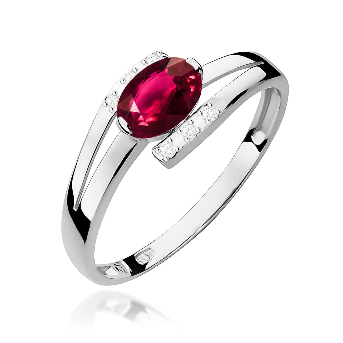 Weißgoldring mit 0,50 ct Rhodolith und 0,052 ct Diamanten
