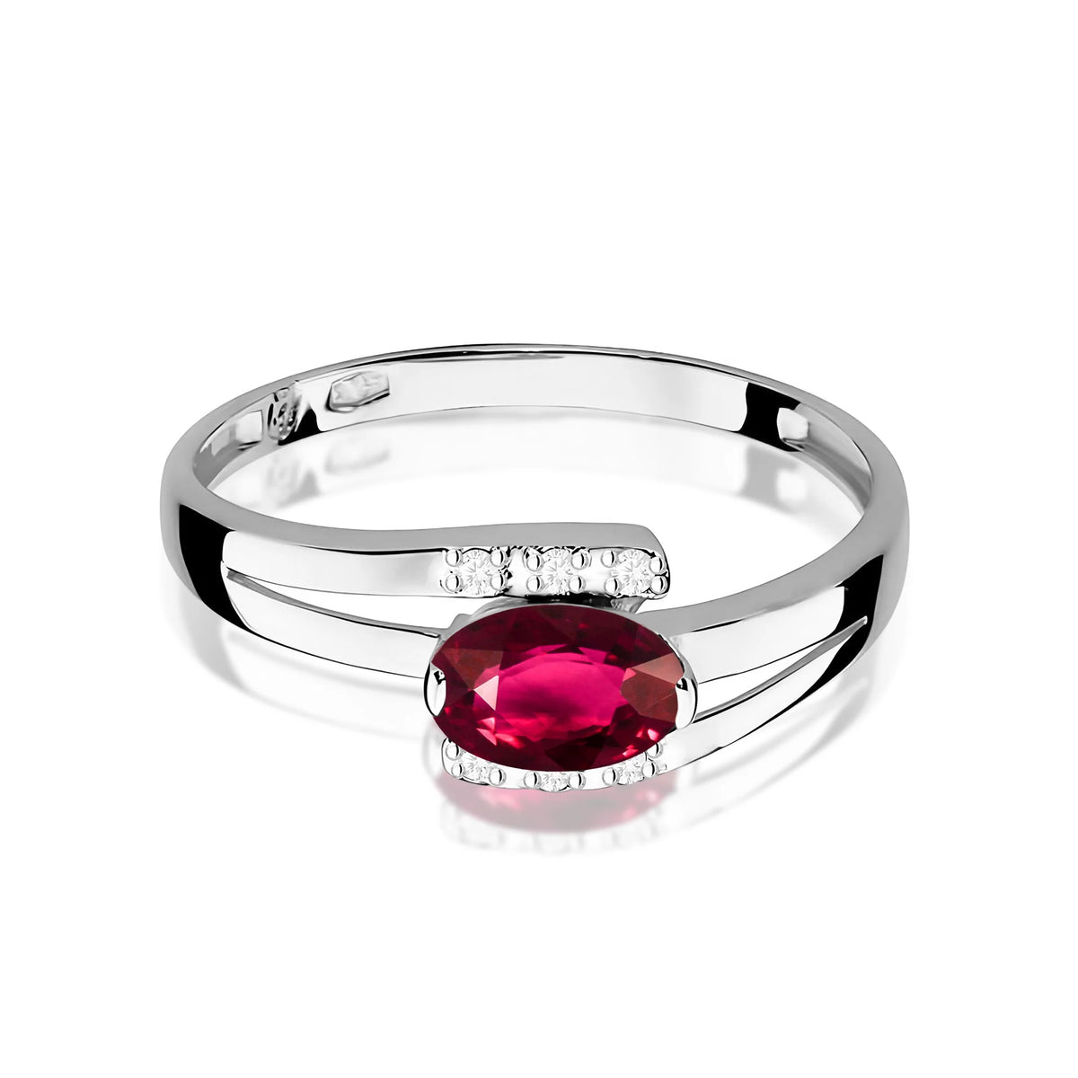 Goldring mit 0,50 ct Rhodolith und 0,052 ct Diamanten