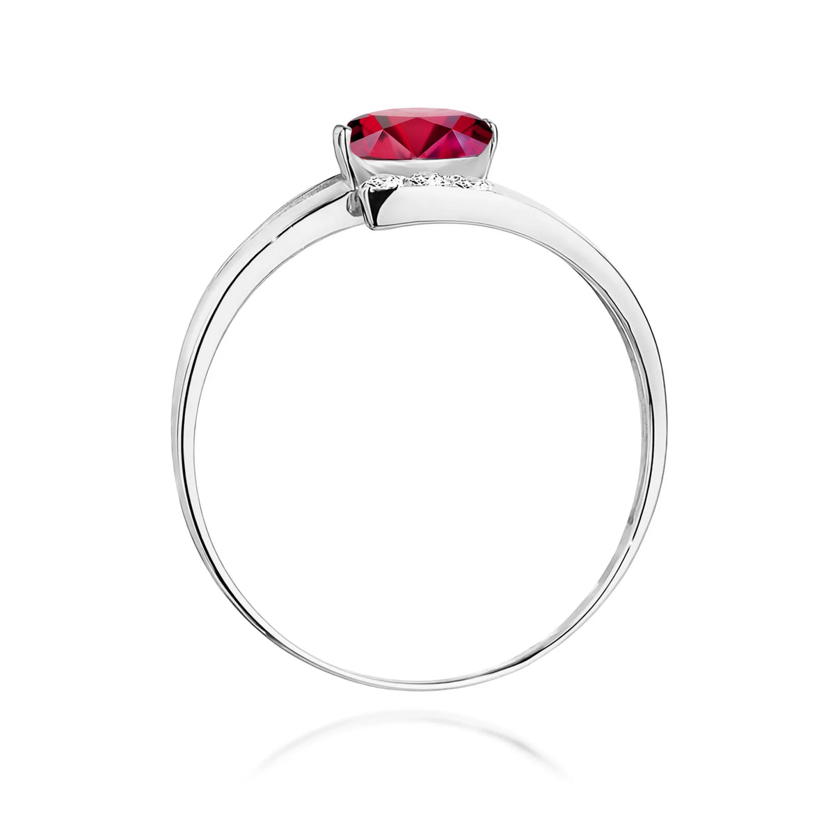 Bypass-Ring aus 585er Weißgold mit ovalem Rubin 0,60 ct und Diamanten 0,052 ct